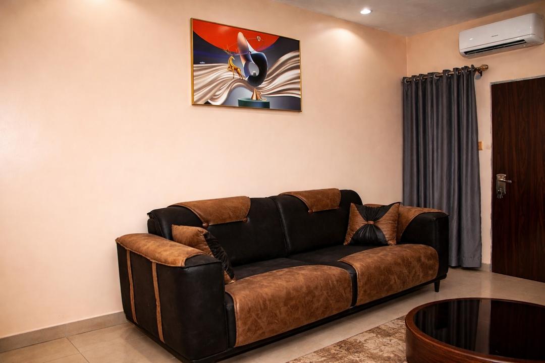Executive Luxury Living Room